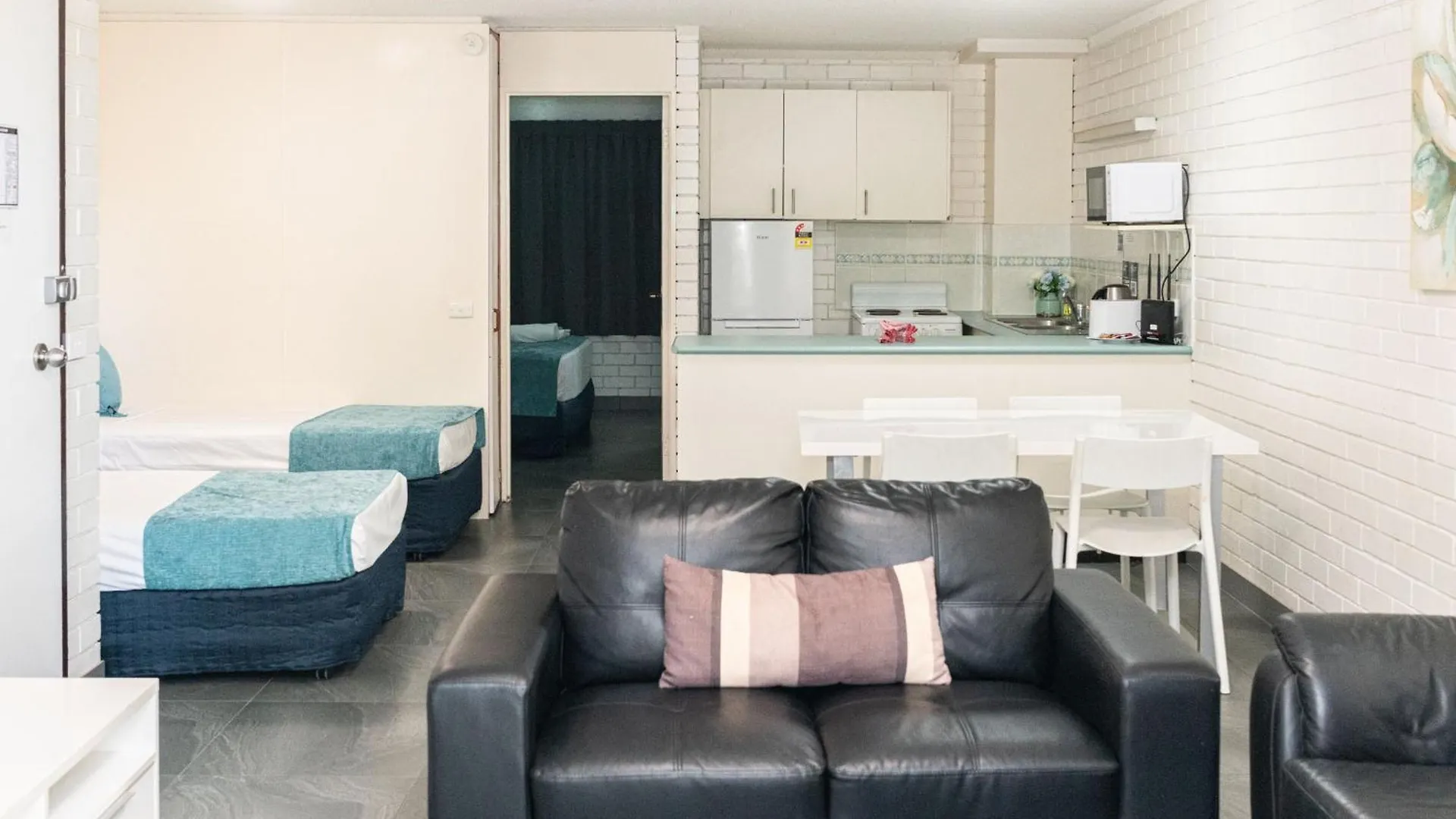 Trickett Gardens Holiday Inn Χρυσή Ακτή 3*,  Αυστραλία